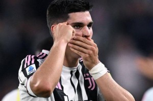 乐鱼体育-斯基拉：多队开出租借6个月的报价，但阿季奇仍想留在尤文
